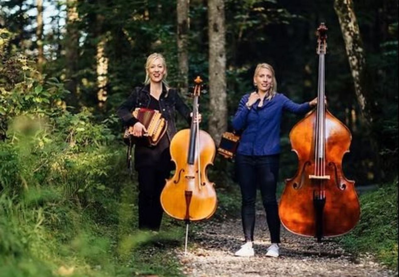 Evelyn & Kristina Brunner